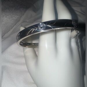 Vintage Diamond Cut Etched A&Z 1/20-12K G.F. Bangle Bracelet w/Safety Chain